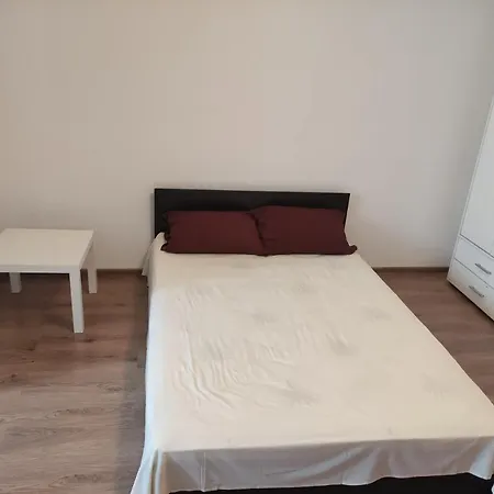 Apartment Titan *